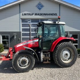 MASSEY FERGUSON 5435 Stepnoose med frontlift