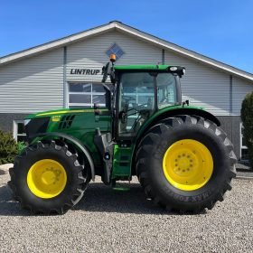 JOHN DEERE 6215R Med frontlift