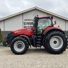 CASE IH Magnum 340 CVXDrive AFS Connect Med frontlift og frontpto