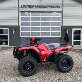 HONDA TRX 520 FA Traktor. STORT LAGER AF HONDA ATV. Vi hjælper gerne med at levere den til dig, og bytter gerne.